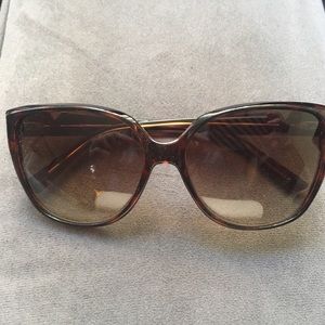 Valentine Cat Eye sunglasses